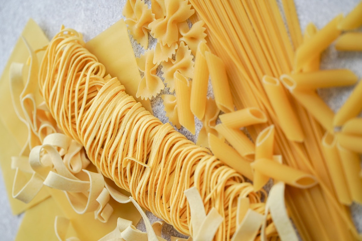 collection of dried spaghetti and pasta - cheap and easy student meals for one