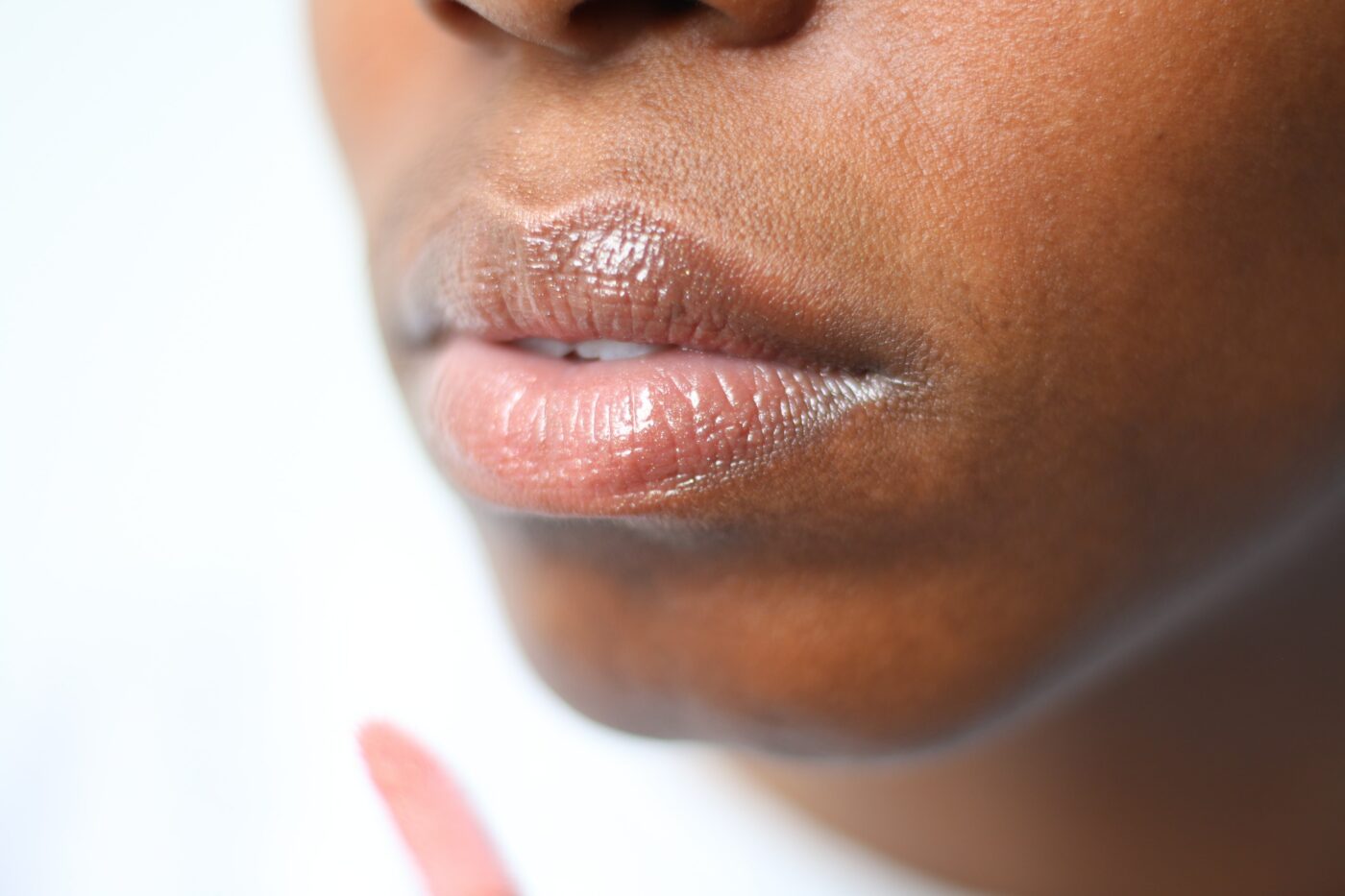 10 Best Drugstore Lip Plumper Gloss For The Plumpest Lips 2023