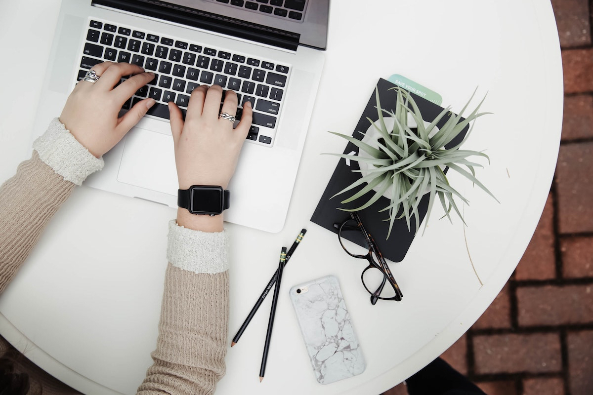 Got A Grad Job Or Internship This Summer? Here's Everything You'll Need