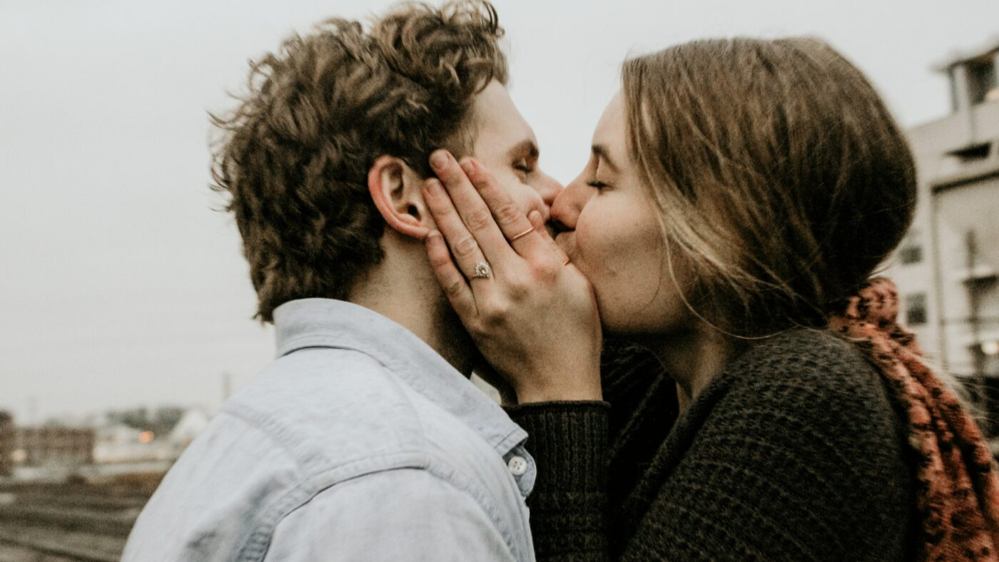 Are They "The One"? Look For These Green Flags On A First Date