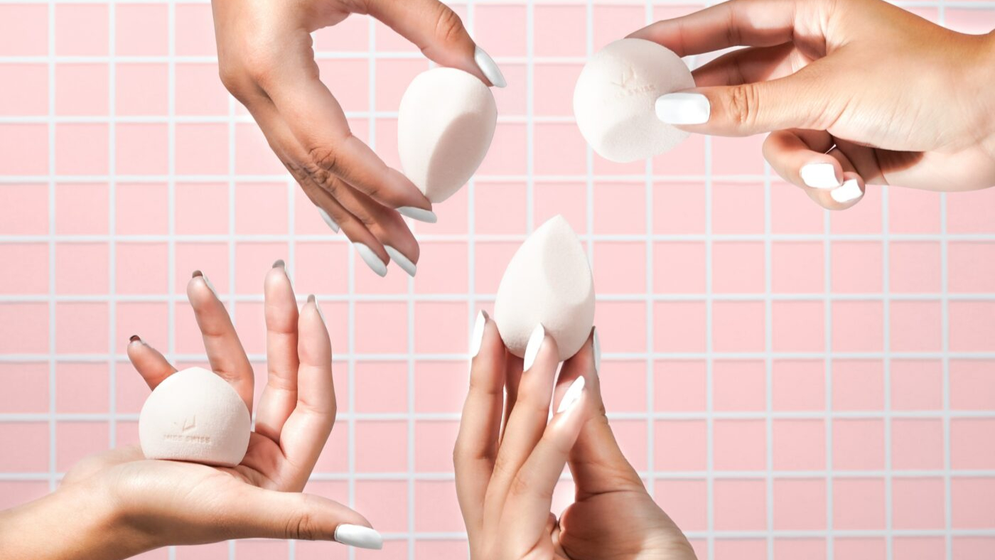 This Is How To Clean Your Makeup Sponge Or Beauty Blender Properly