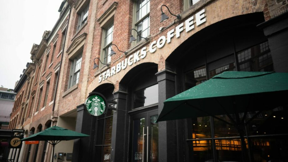How To Get FREE Coffee Every Time You Visit Starbucks