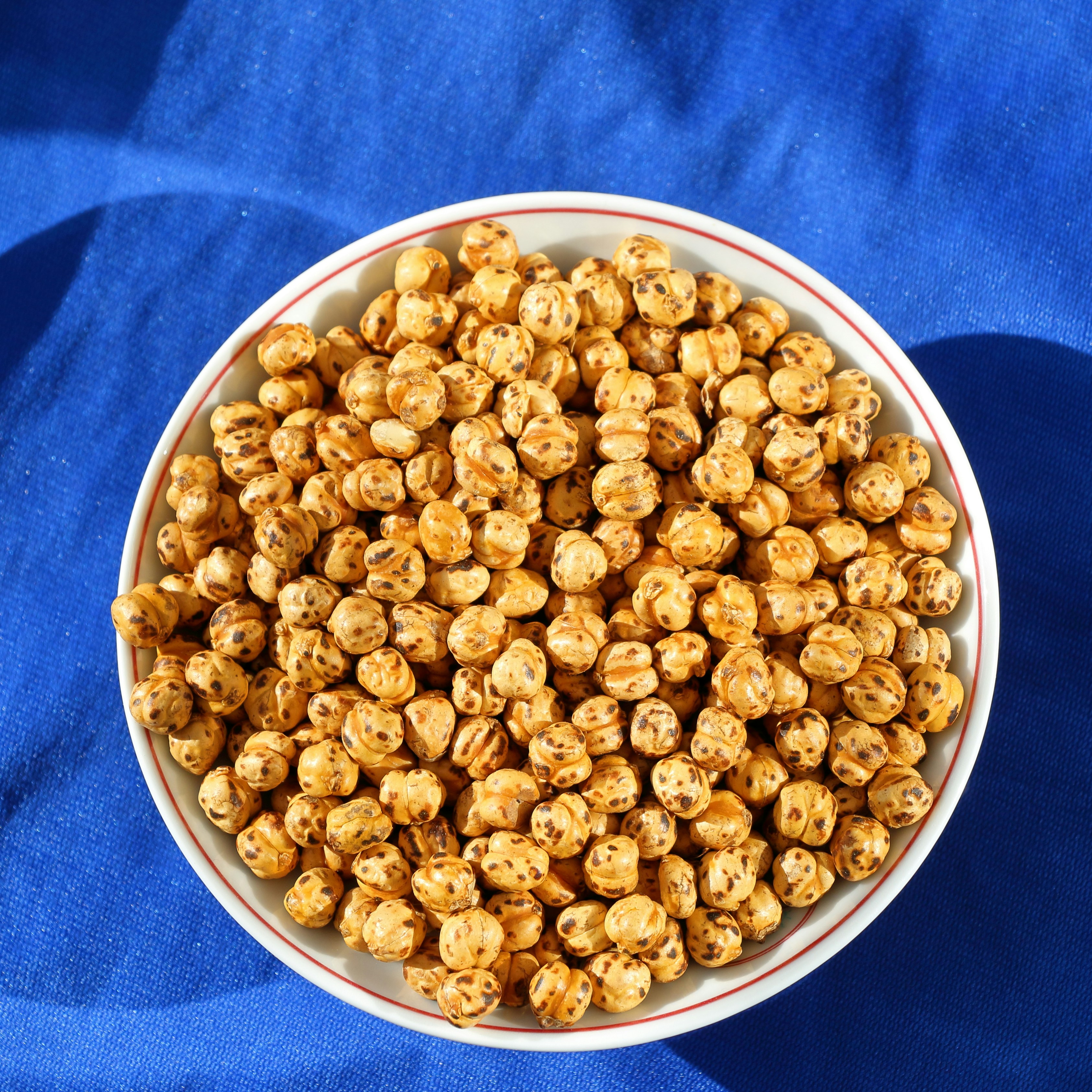 Air Fryer Spiced Crispy Chickpeas