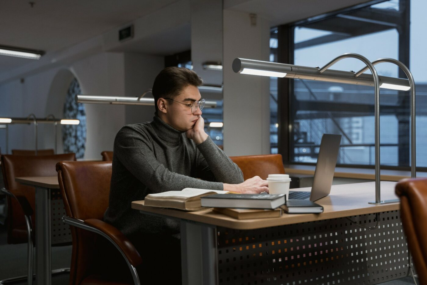 Nutrition Expert Reveals What To Eat If You're Pulling An All-Nighter