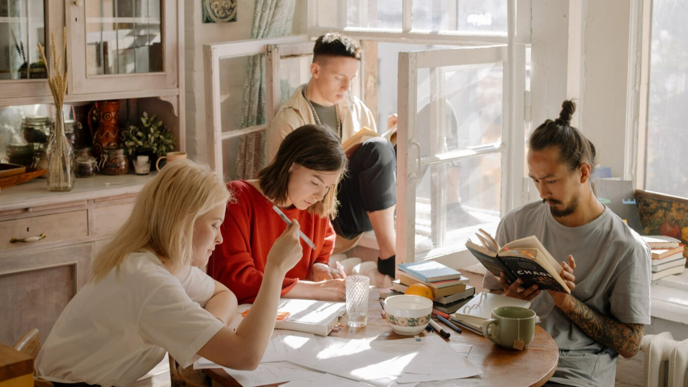Starting University - 10 Things You Need To Know